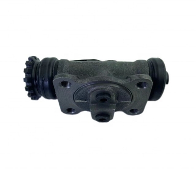 OE NO. 3502030-861QL Bomba de la rama del freno de hierro izquierda trasera para Qingling NKR77 4KH1TC