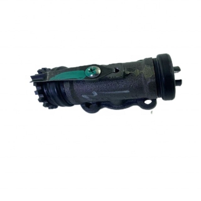 OE NO. 3502030-861QL Bomba de la rama del freno de hierro izquierda trasera para Qingling NKR77 4KH1TC