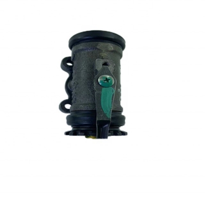 OE NO. 3502030-861QL Bomba de la rama del freno de hierro izquierda trasera para Qingling NKR77 4KH1TC